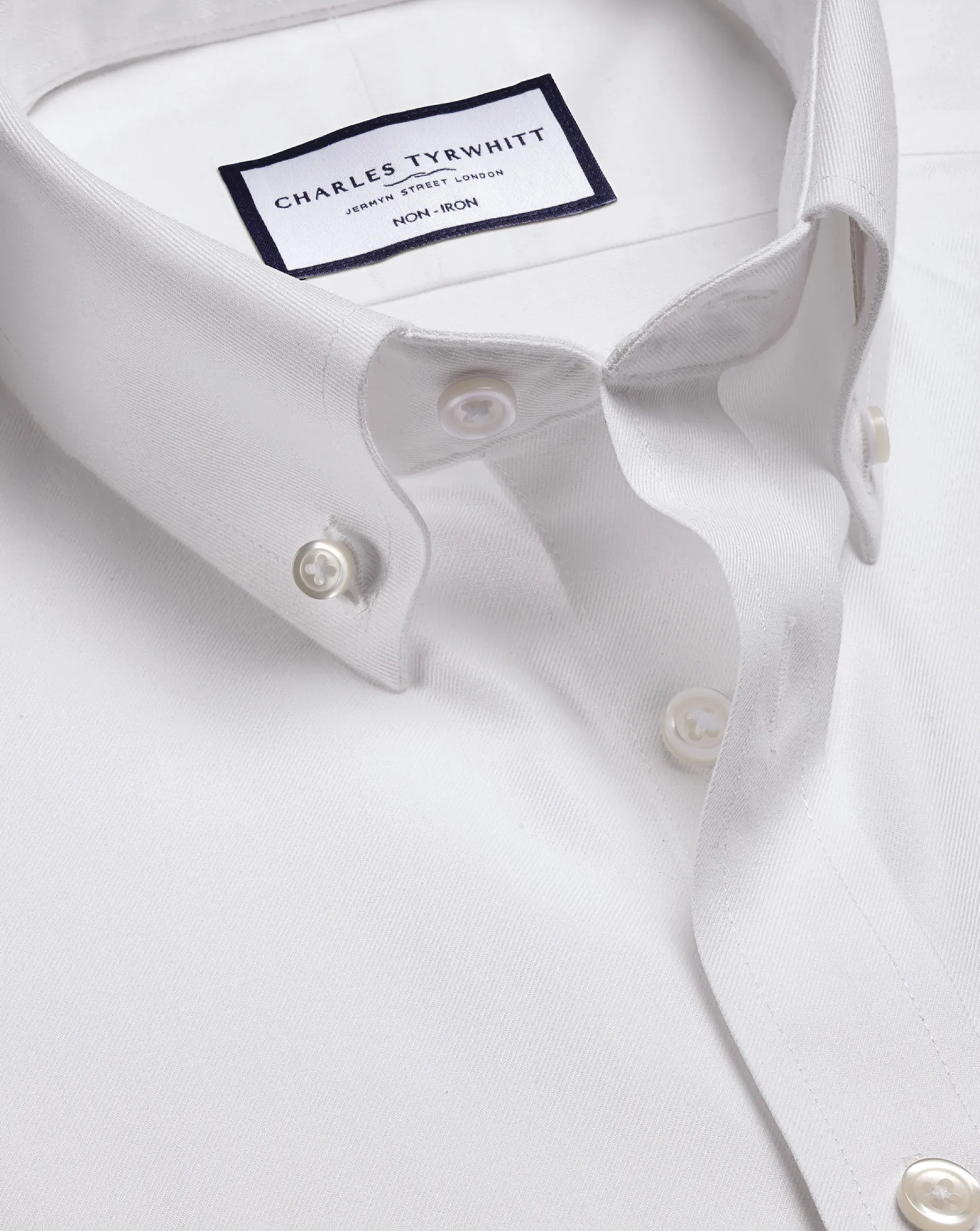 Dress Shirts|White Shirts<Charles Tyrwhitt Button-Down Non-Iron Twill Shirt - White