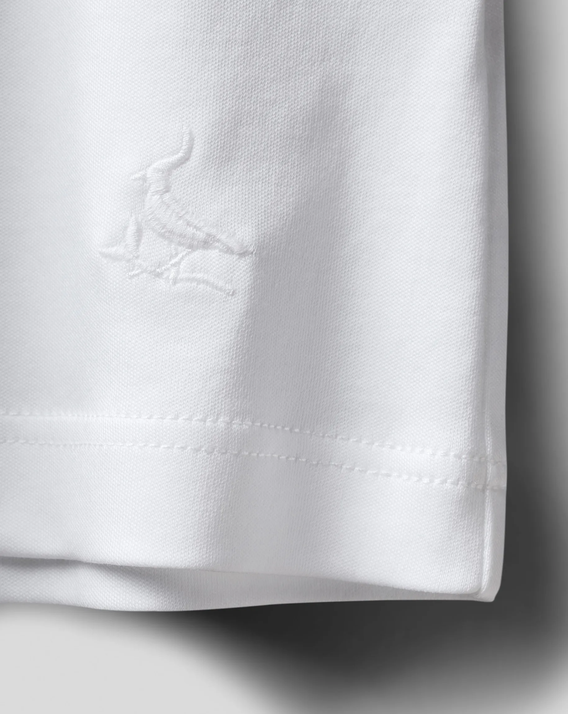 t-shirts|White Shirts<Charles Tyrwhitt Cotton Tyrwhitt T-Shirt - White