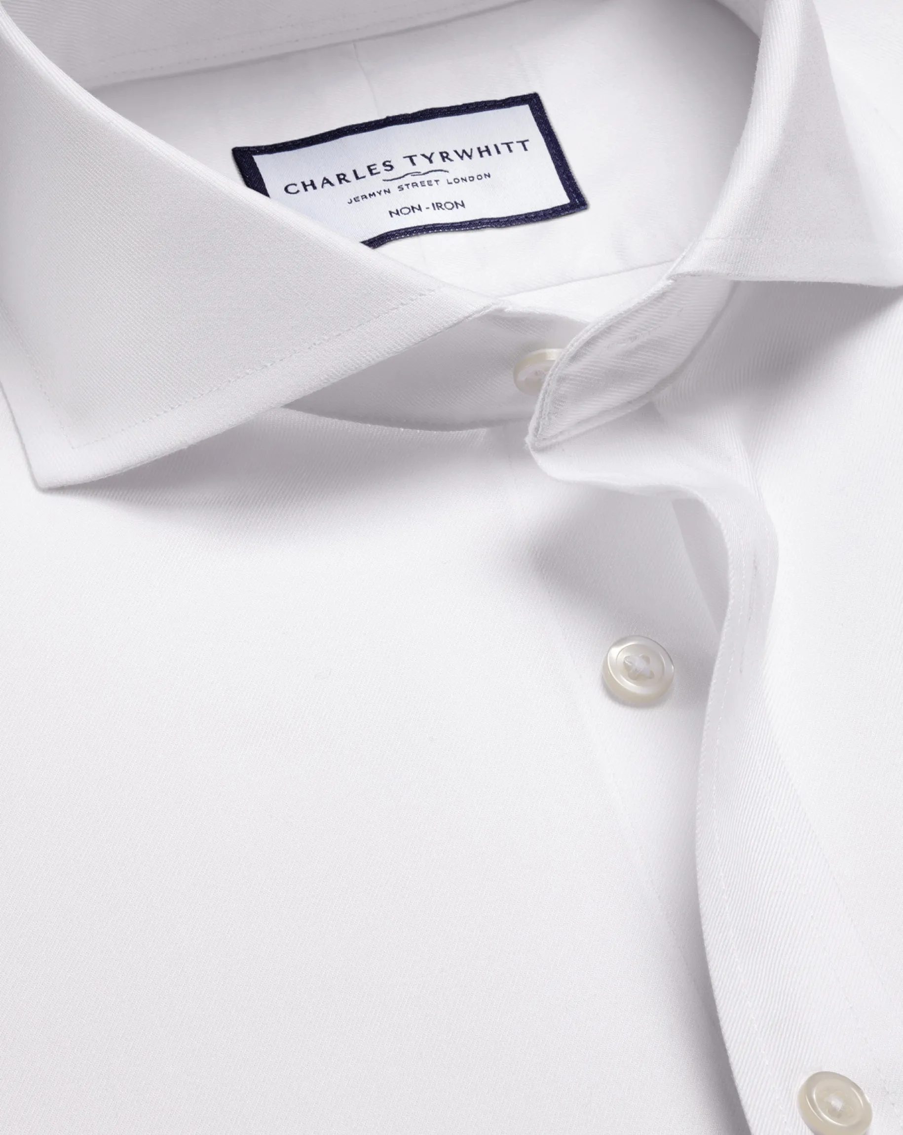 Dress Shirts|White Shirts<Charles Tyrwhitt Extreme Spread Collar Non-Iron Twill Shirt - White