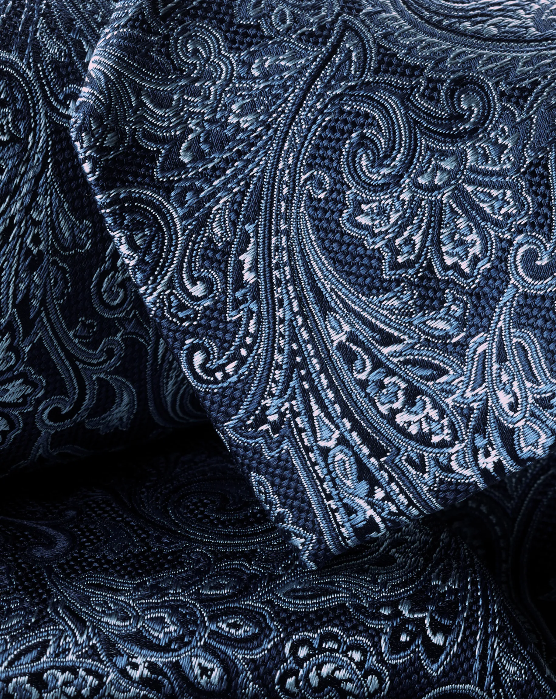 Accessories<Charles Tyrwhitt Paisley Silk Tie - Indigo Blue