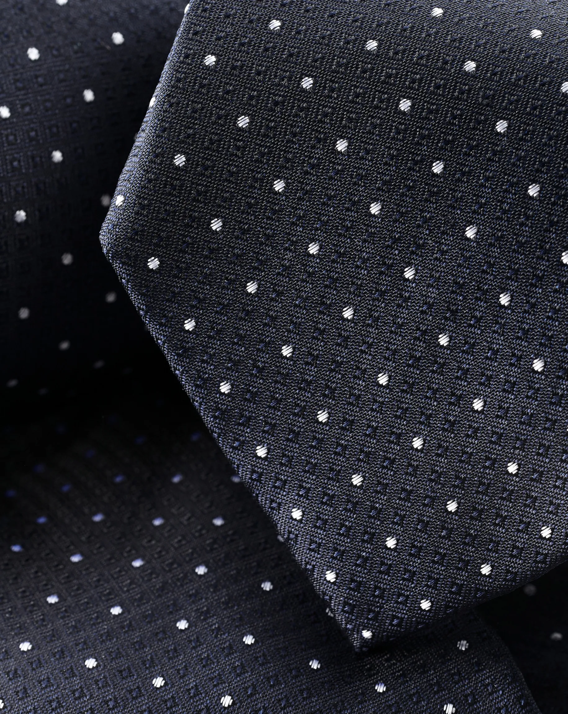 Accessories<Charles Tyrwhitt Polka Dot Silk Tie - Dark Navy
