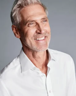 Dress Shirts|White Shirts<Charles Tyrwhitt Semi-Spread Collar Egyptian Cotton Hudson Weave Shirt - White