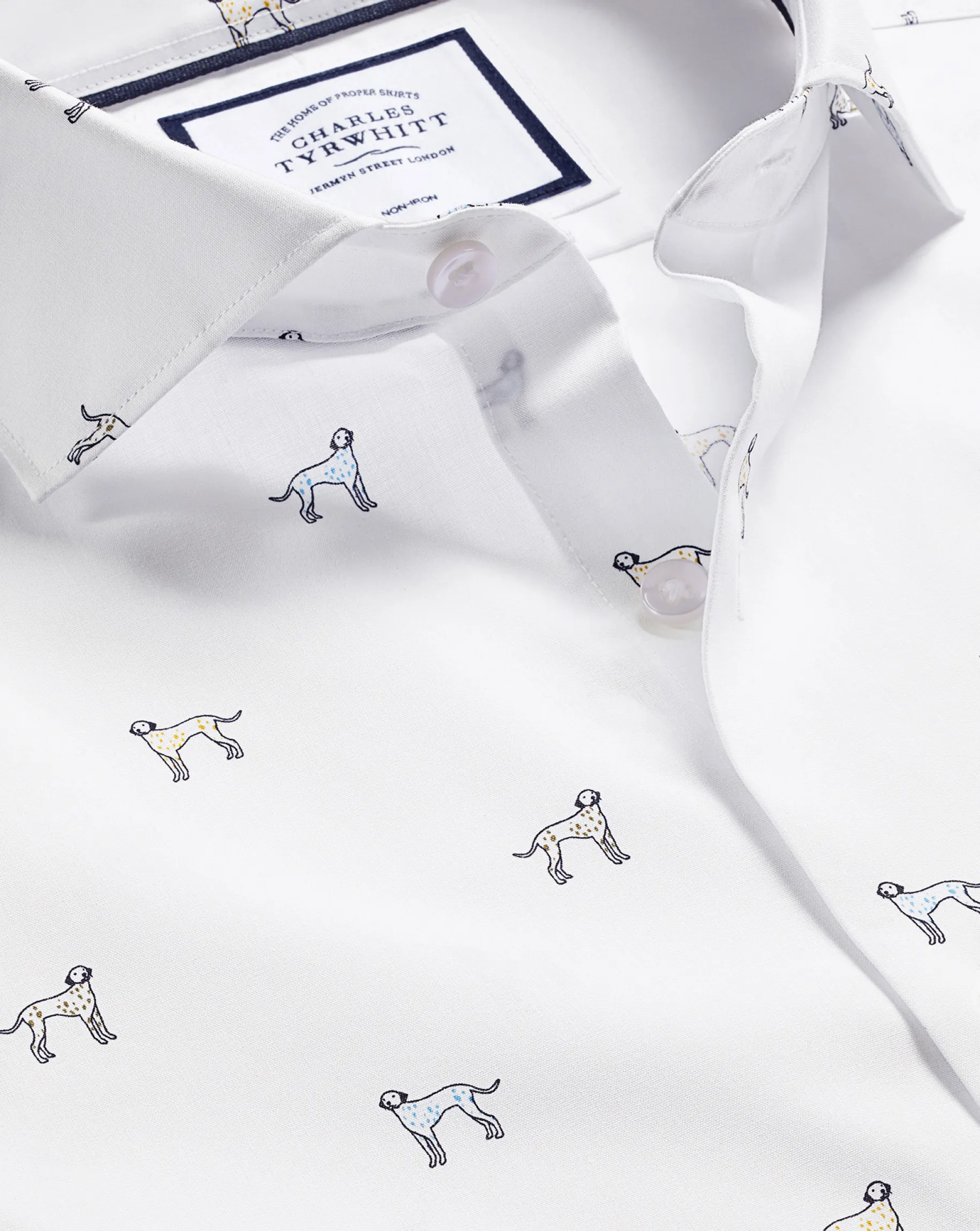 Casual Shirts|Dress Shirts<Charles Tyrwhitt Semi-Spread Collar Non-Iron Dalmatian Print Shirt - Multi Multicoloured