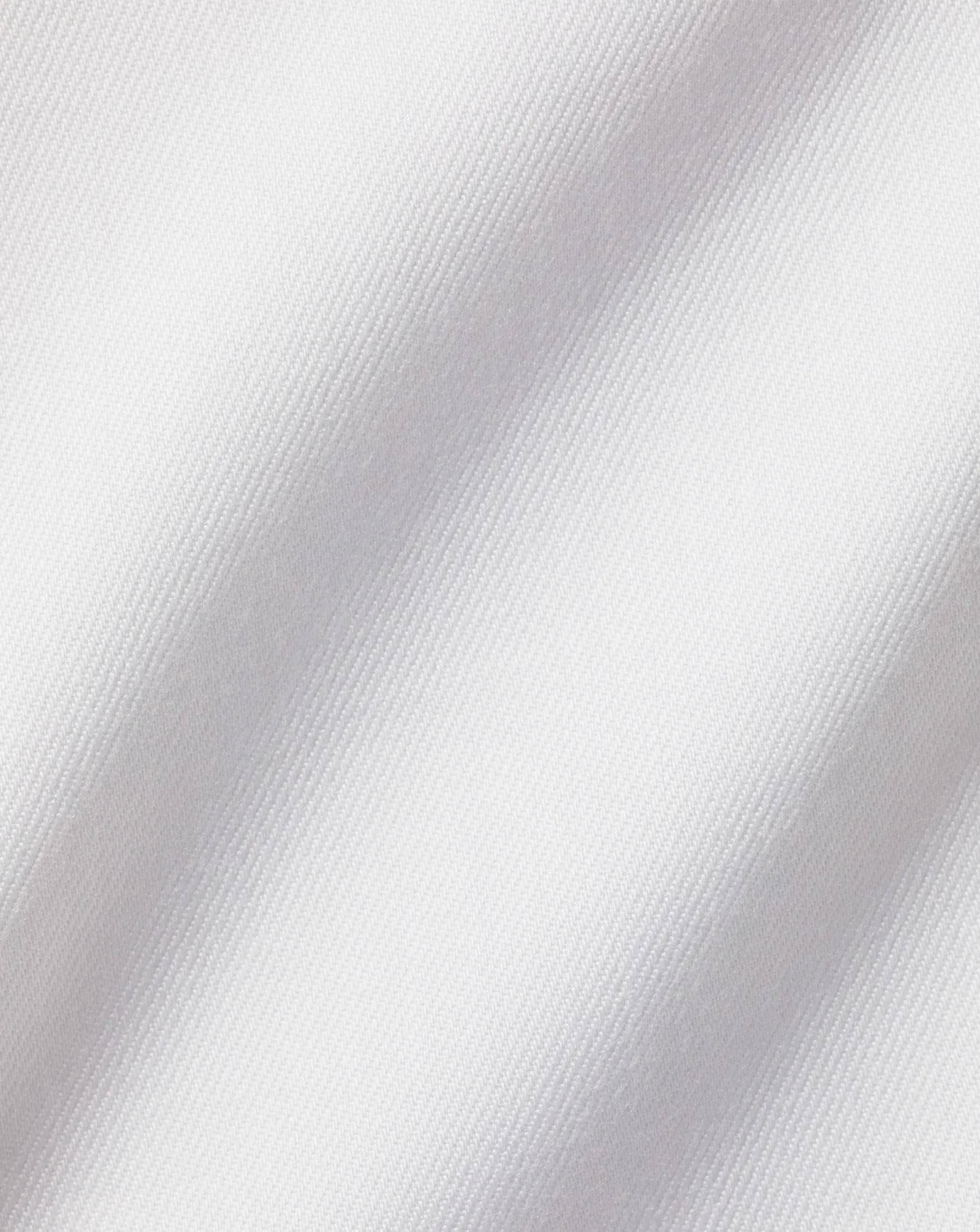 Dress Shirts|XL<Charles Tyrwhitt Semi-Spread Collar Twill Shirt with Printed Trim - White
