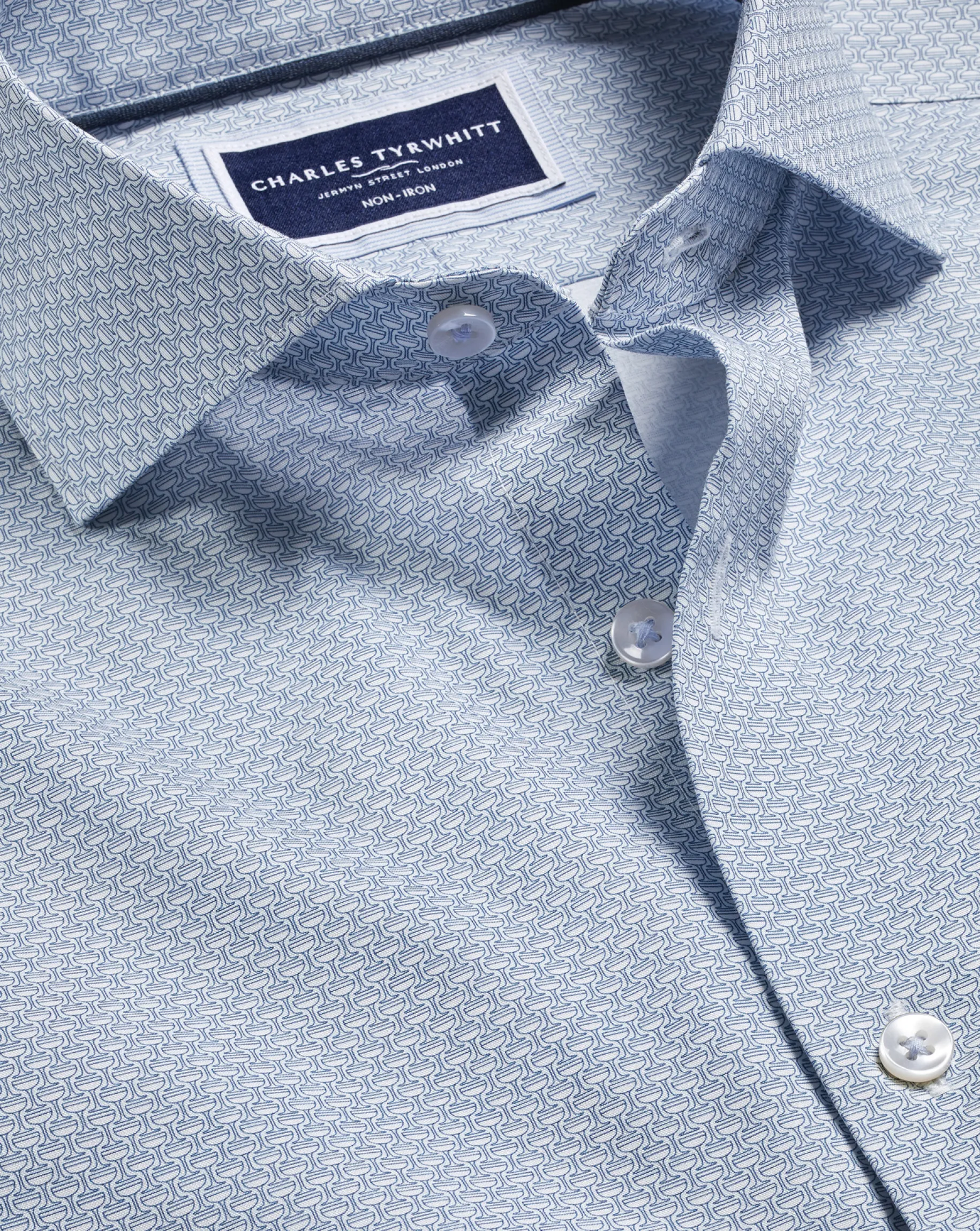 Seasonal Looks|Dress Shirts<Charles Tyrwhitt Semi-Spread Collar Wine Glass Print Non-Iron Shirt - Ocean Blue