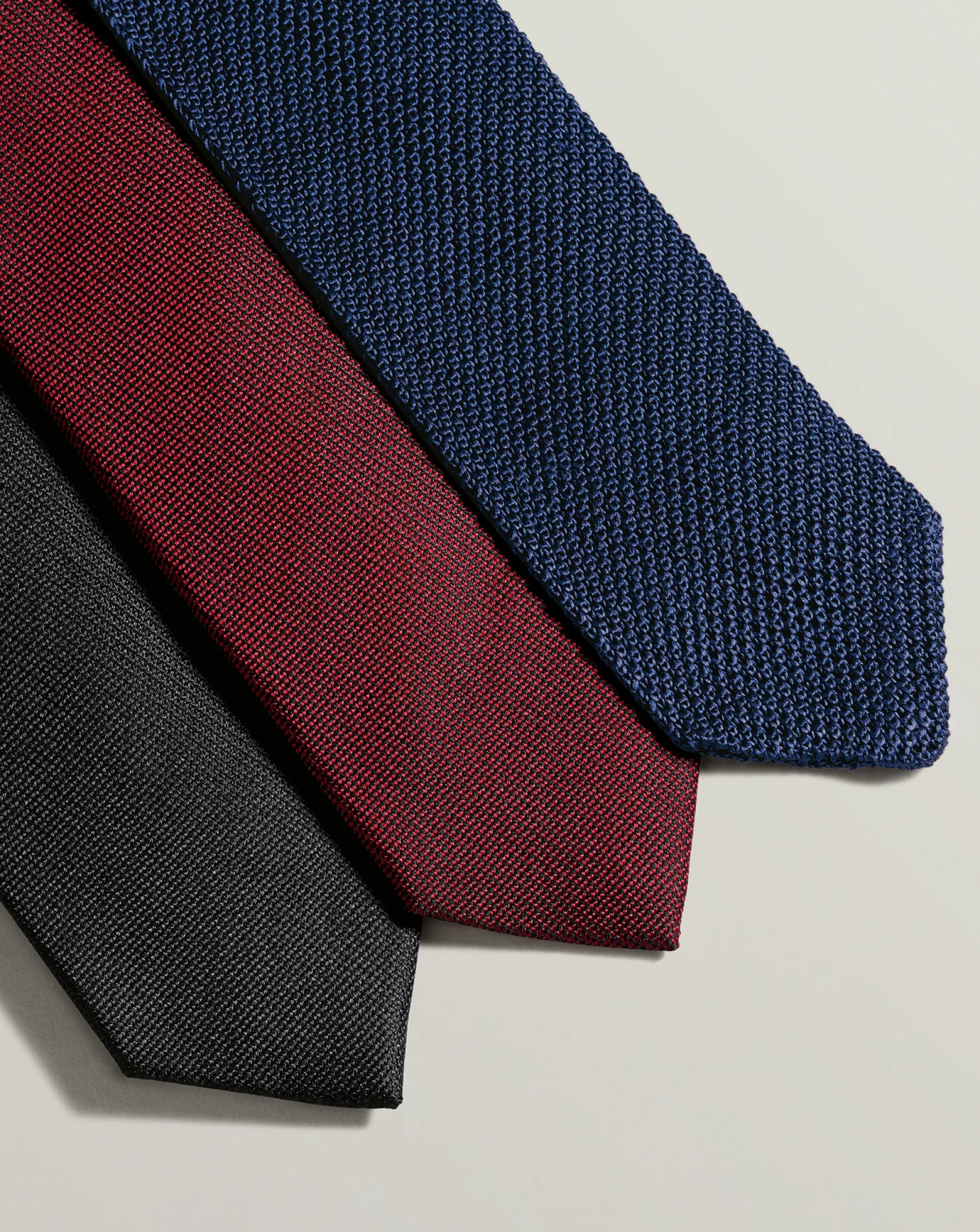 Ties & Bow-ties<Charles Tyrwhitt Slim Silk Tie - Black