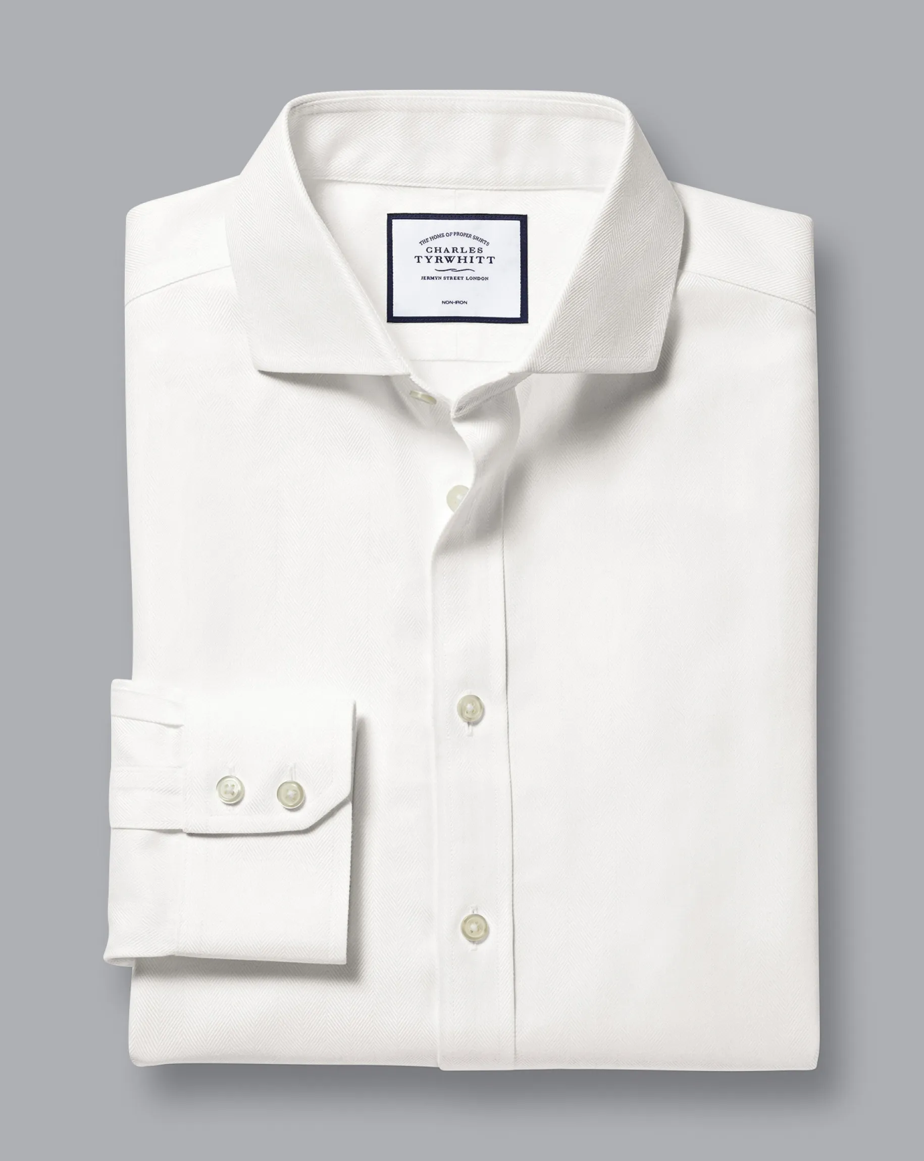 Dress Shirts|XL<Charles Tyrwhitt Spread Collar Non-Iron Herringbone Shirt - Ivory White