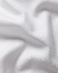 Dress Shirts|White Shirts<Charles Tyrwhitt Spread Collar Non-Iron Herringbone Shirt - White