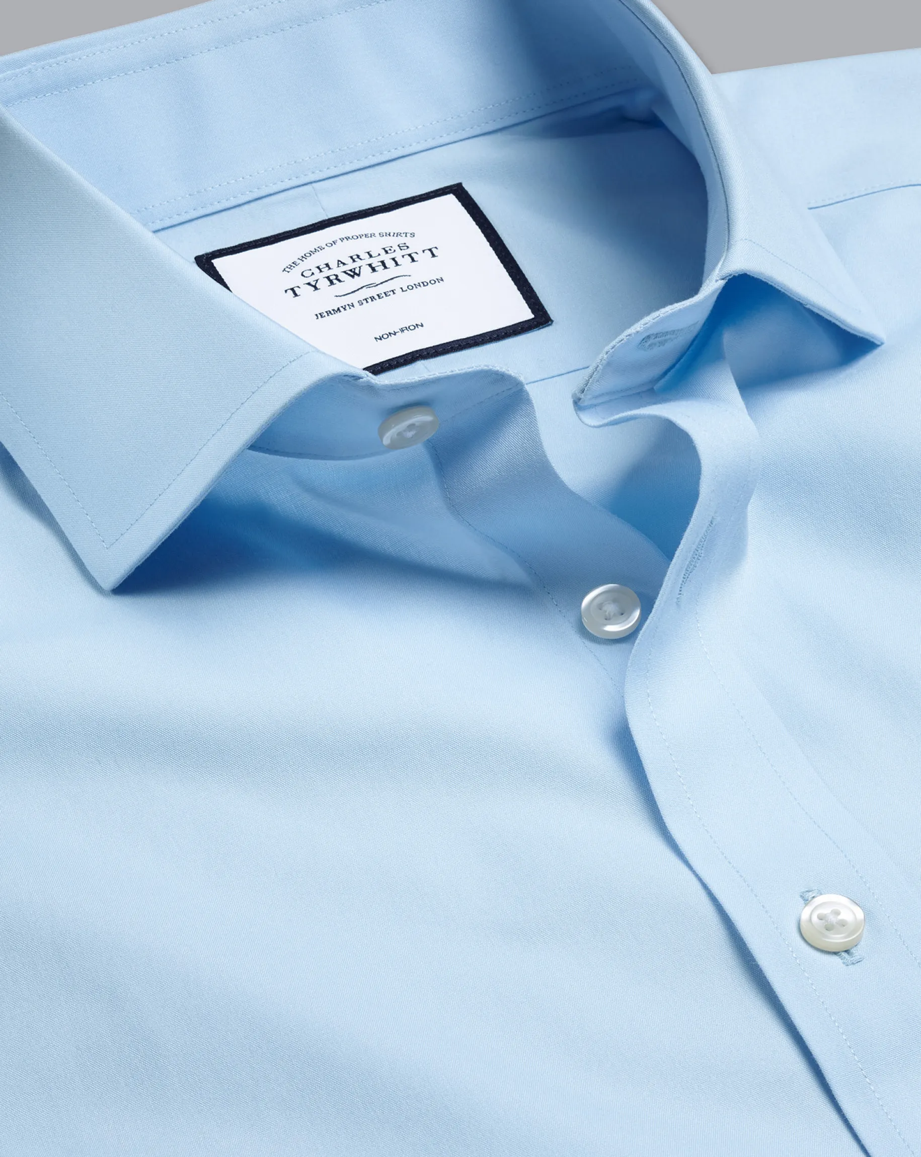 Dress Shirts|Blue Shirts<Charles Tyrwhitt Spread Collar Non-Iron Poplin Shirt - Blue Sky