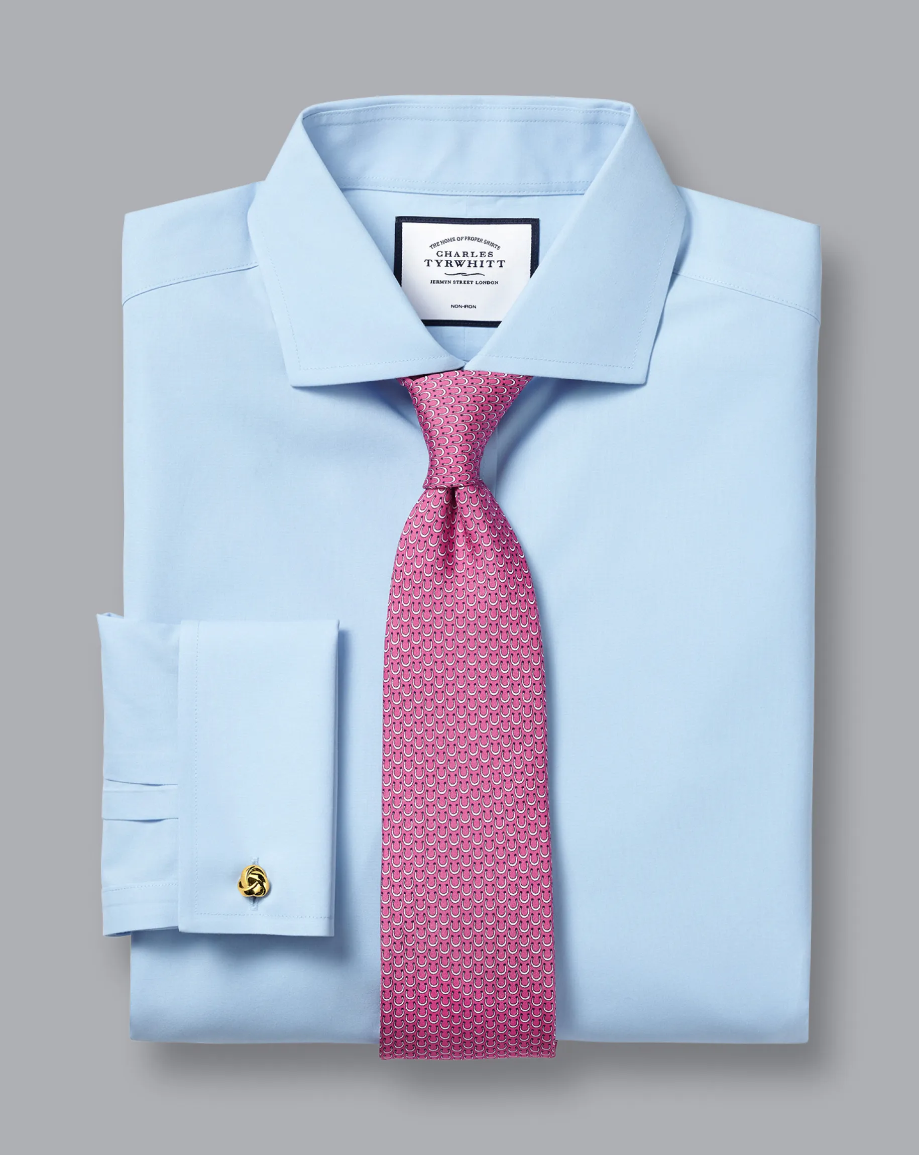 Dress Shirts|Blue Shirts<Charles Tyrwhitt Spread Collar Non-Iron Poplin Shirt - Blue Sky