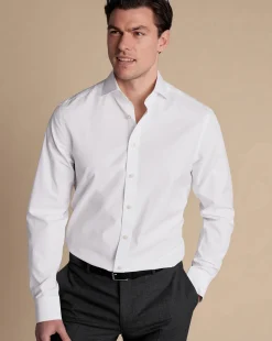 Dress Shirts|White Shirts<Charles Tyrwhitt Spread Collar Non-Iron Poplin Shirt - White