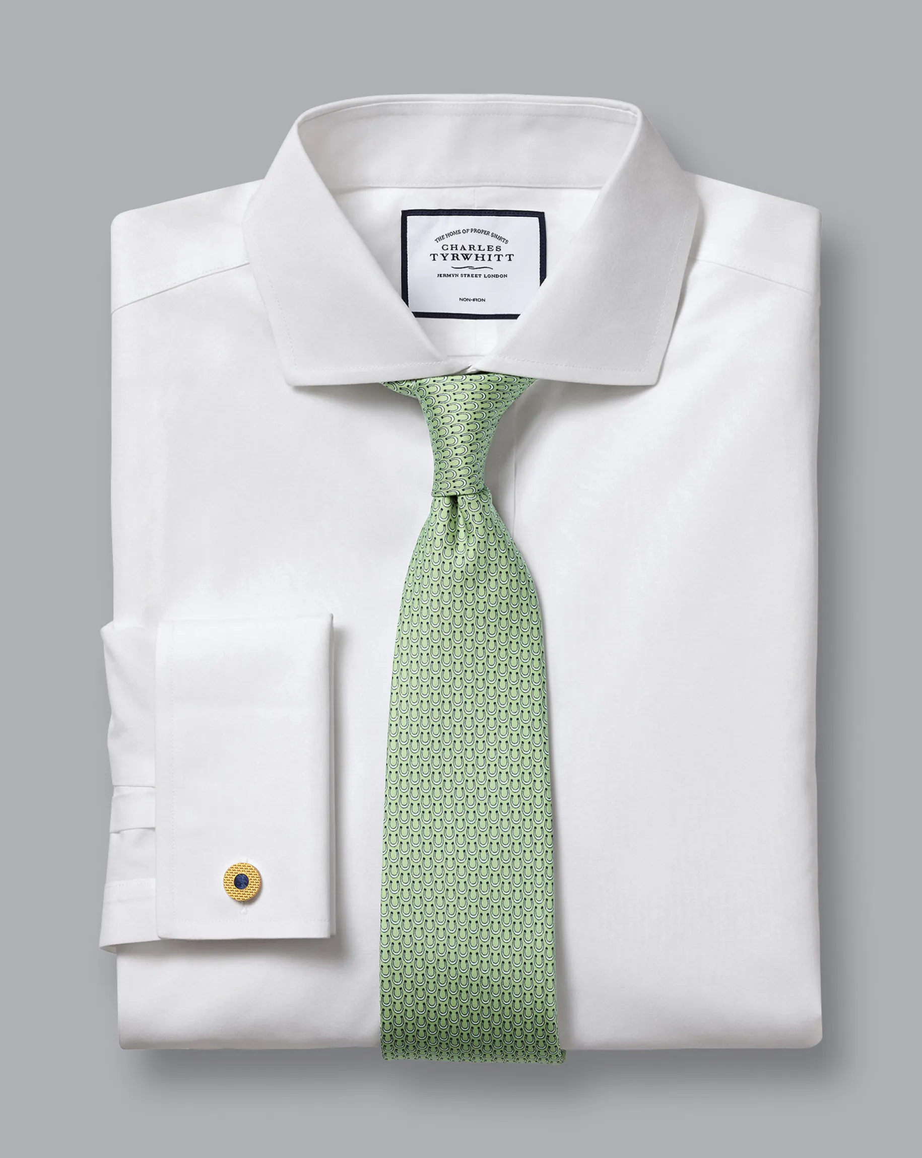 Dress Shirts|White Shirts<Charles Tyrwhitt Spread Collar Non-Iron Poplin Shirt - White