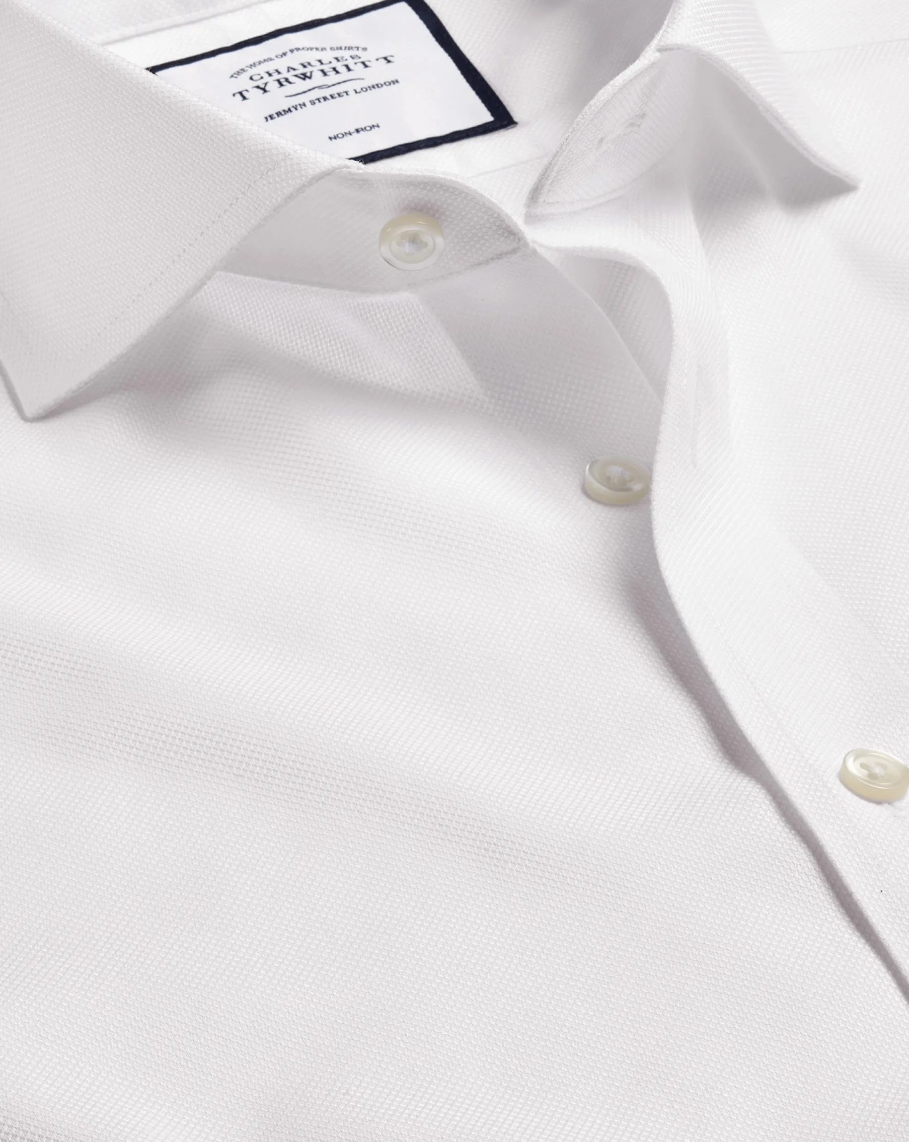 Dress Shirts|XL<Charles Tyrwhitt Spread Collar Non-Iron Royal Oxford Shirt - White